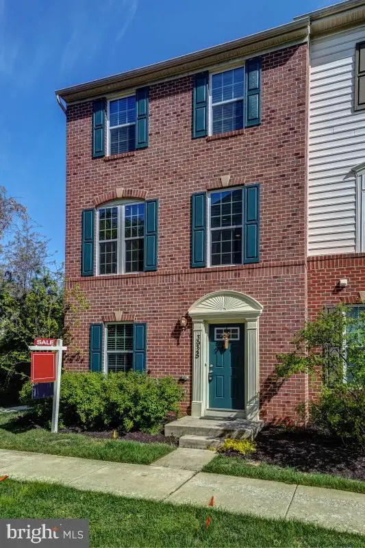 3925 Broadheath Cir, Burtonsville, MD 20866 - Image #2