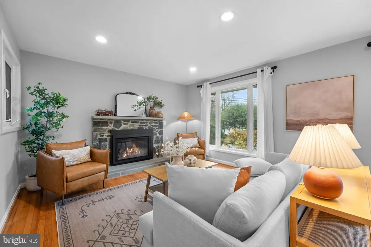 8801 Clifford Ave, Chevy Chase, MD 20815 - #1