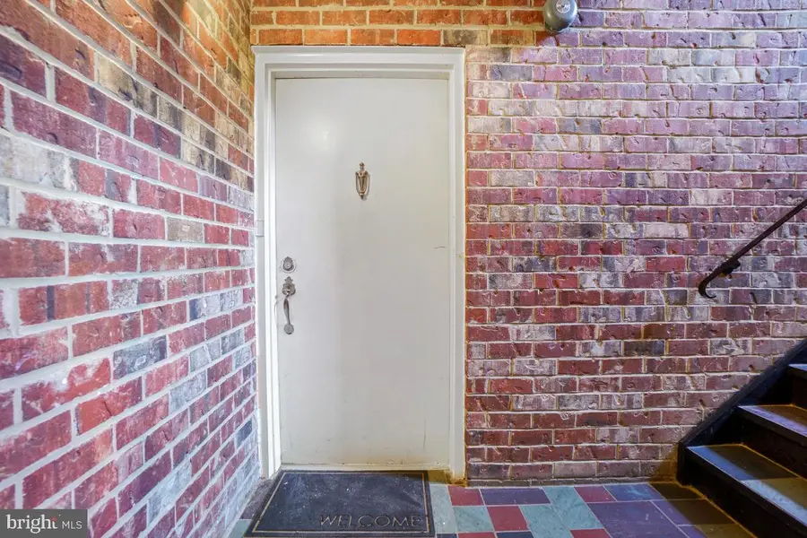 726 Quince Orchard Blvd #102, Gaithersburg, MD 20878 - #3