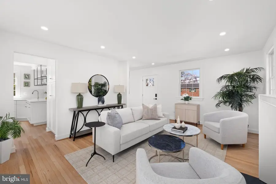 2612 Spencer Rd, Chevy Chase, MD 20815 - #2