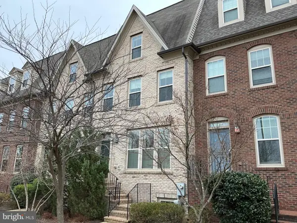 16125 Redland Rd, ROCKVILLE, MD 20855