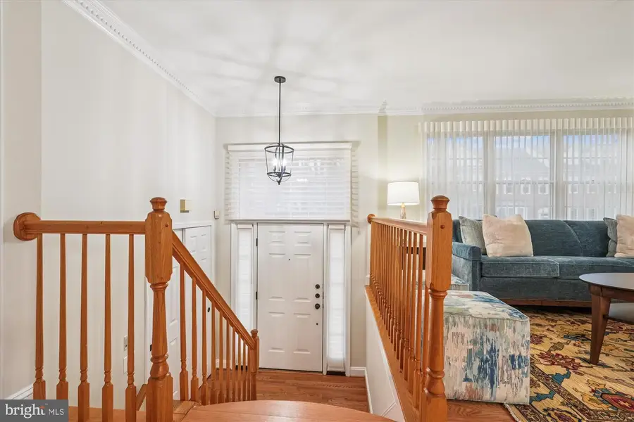 28 Sterling Ct, Rockville, MD 20850 - #2