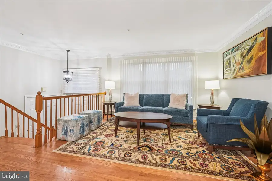 28 Sterling Ct, Rockville, MD 20850 - #3