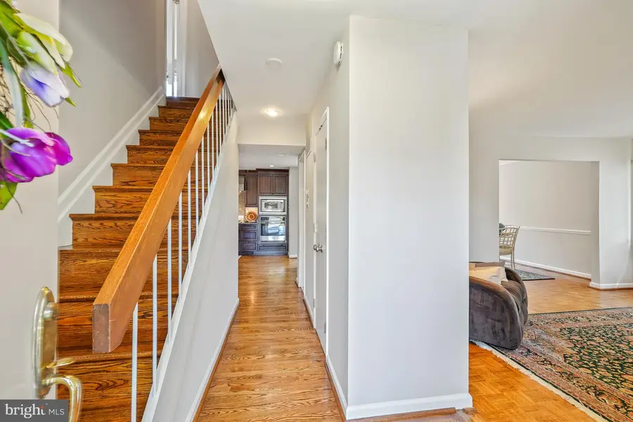 11504 Alcinda Ln, North Potomac, MD 20878 - #3