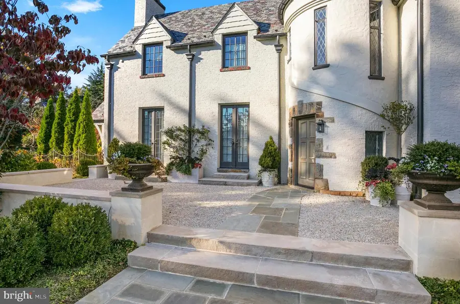 5205 Woodlawn Ave, Chevy Chase, MD 20815 - #3