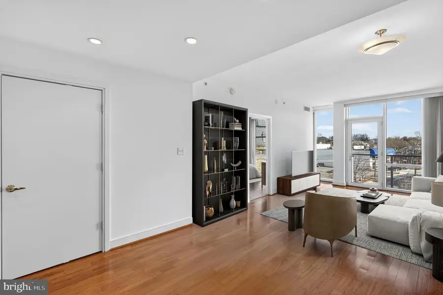 6820 Wisconsin Ave #5004, Bethesda, MD 20815 - Image #3