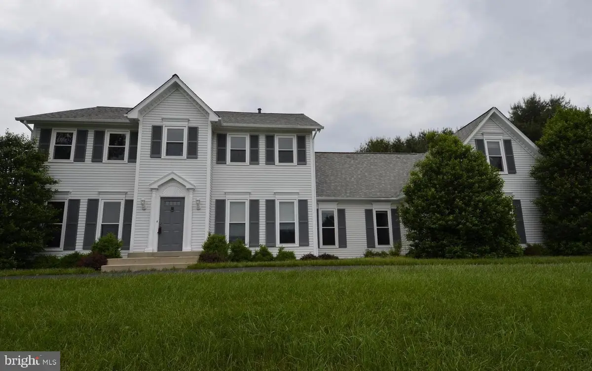 16405 Equestrian Ln, Derwood, MD 20855 - Image #1