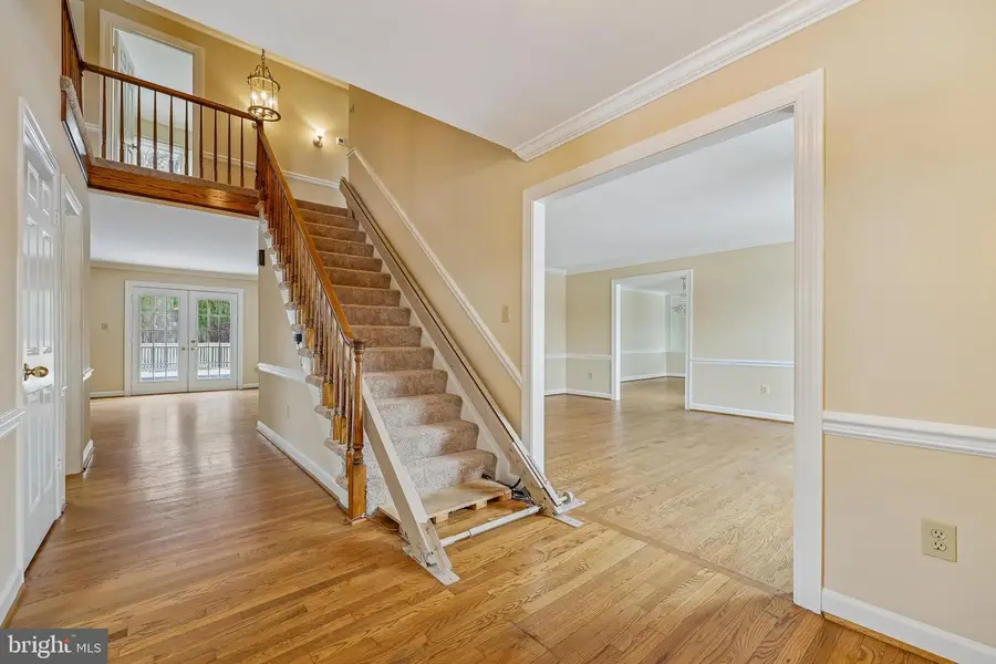 16405 Equestrian Ln, Derwood, MD 20855 - Image #3