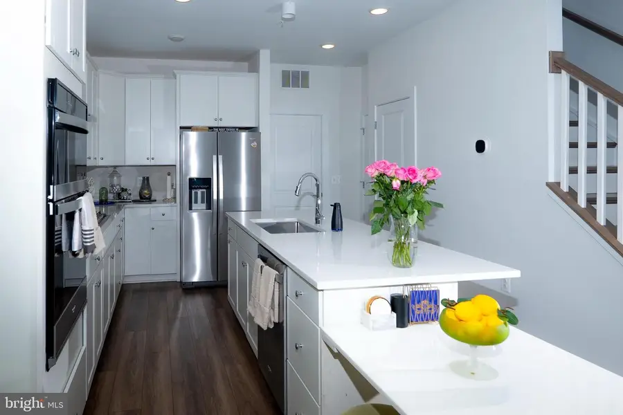 16132 Frederick Rd, Rockville, MD 20850 - Image #2