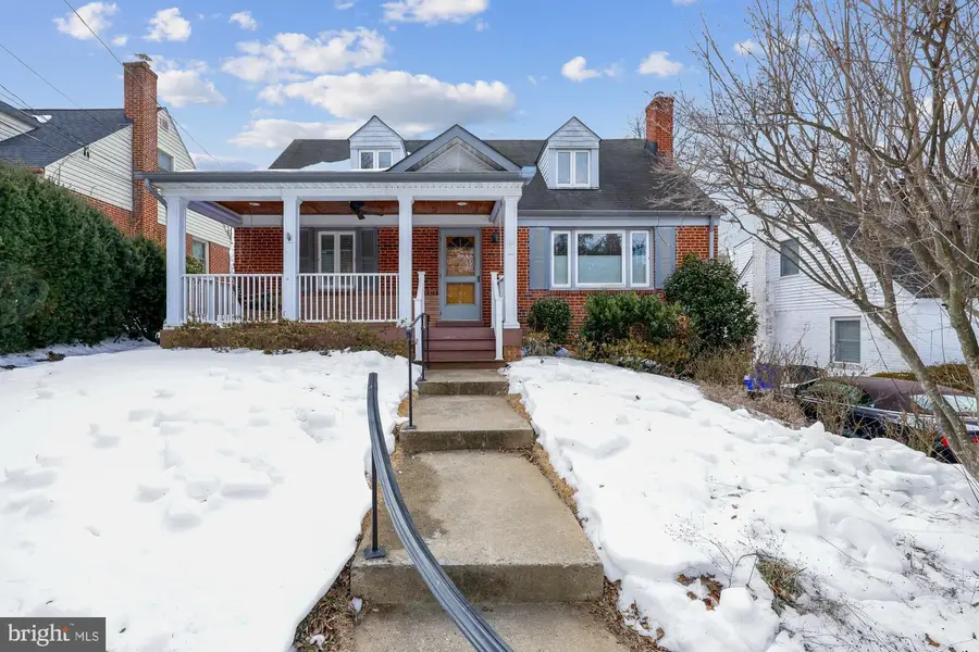 4212 Matthews Ln, Kensington, MD 20895 - #3