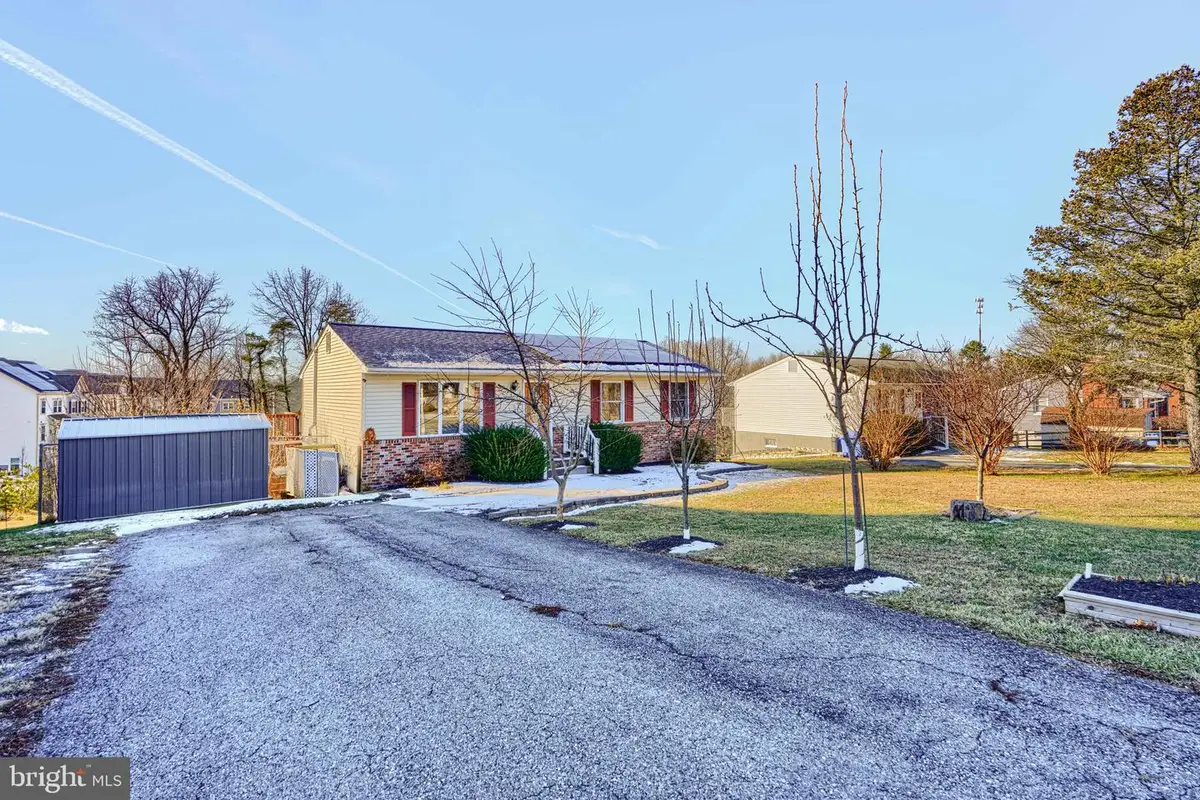 10100 Lewis Dr, Damascus, MD 20872 - Image #1