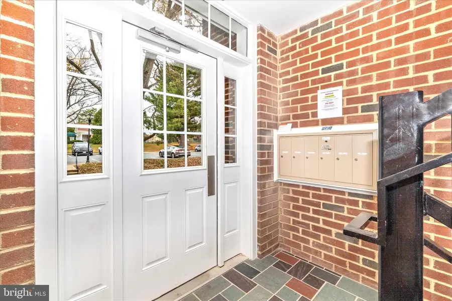 828 Quince Orchard Blvd #828-20, Gaithersburg, MD 20878 - #3