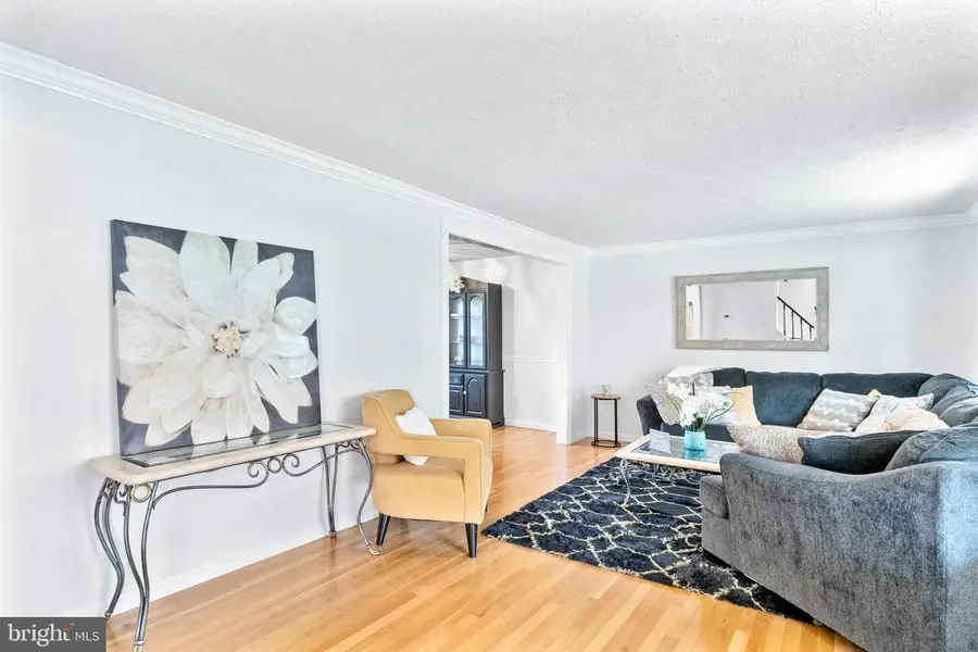 17420 Taunton Dr, Gaithersburg, MD 20877 - #2