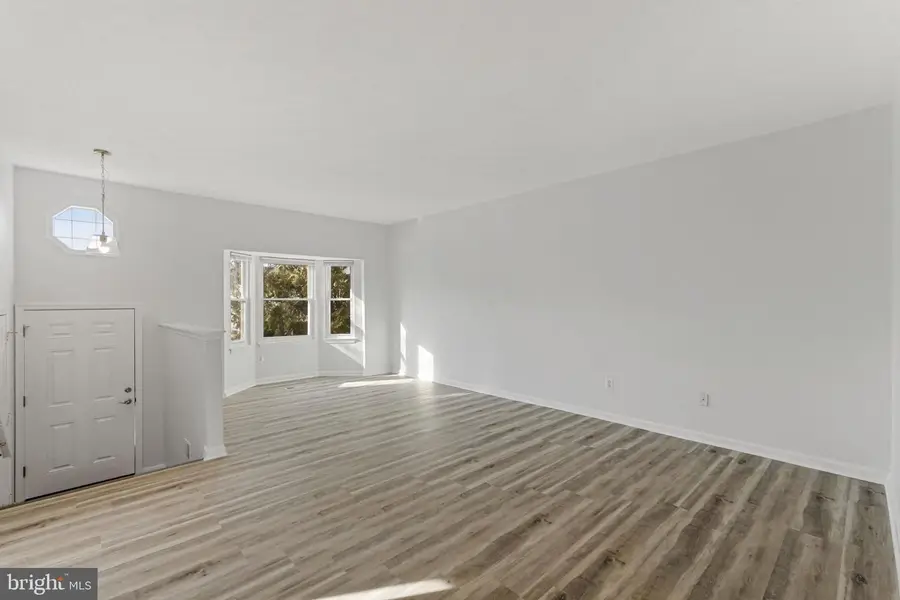 811 Flagler Dr, Gaithersburg, MD 20878 - #3