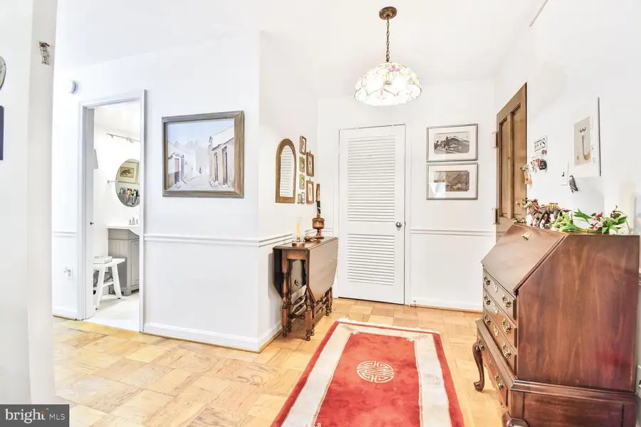 2100 Washington Ave #4-c, Silver Spring, MD 20910 - #3