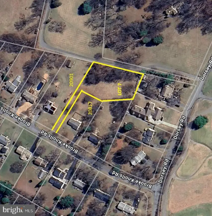 20821 Brooke Knolls Rd, Gaithersburg, MD 20882 - #1