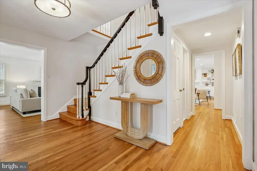 7117 Darby Rd, Bethesda, MD 20817 - #2