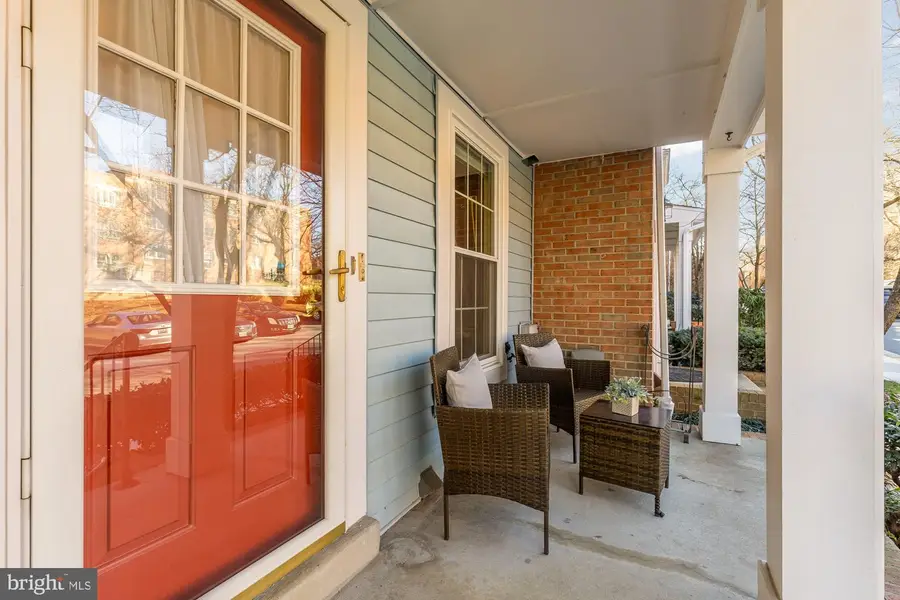 2038 Derby Ridge Ln #3-5, Silver Spring, MD 20910 - #2