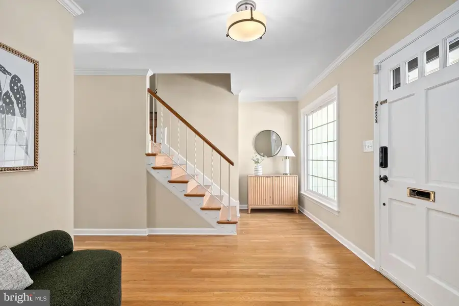 7002 Old Cabin Ln, Rockville, MD 20852 - #2