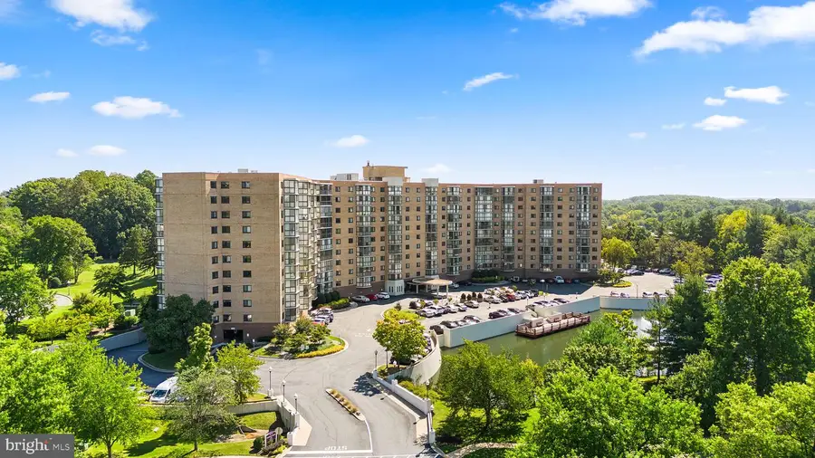 3330 N Leisure World Blvd #5-604, Silver Spring, MD 20906 - #2