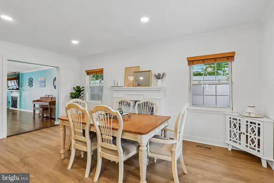 820 Philadelphia Ave, Silver Spring, MD 20910 - #3