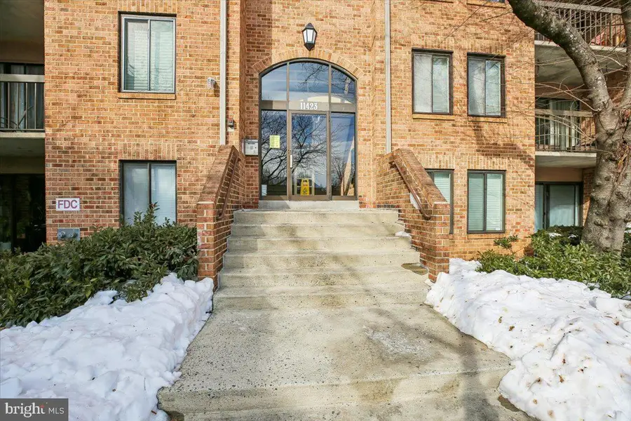 11423 Commonwealth Dr #303, Rockville, MD 20852 - #3