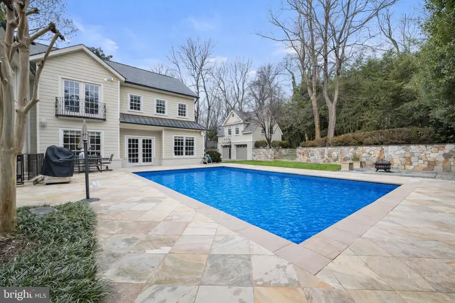 6801 Newbold Dr, Bethesda, MD 20817 - Image #2