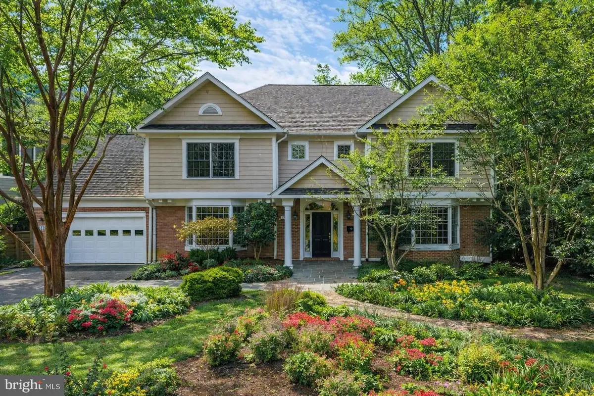 7838 Aberdeen Rd, Bethesda, MD 20814 - Image #1