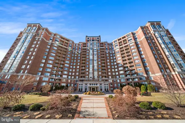 5809 Nicholson Ln #214, ROCKVILLE, MD 20852