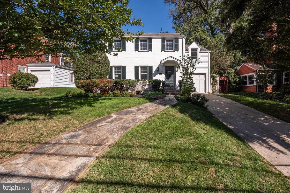 5215 Roosevelt St, Bethesda, MD 20814 - Image #1