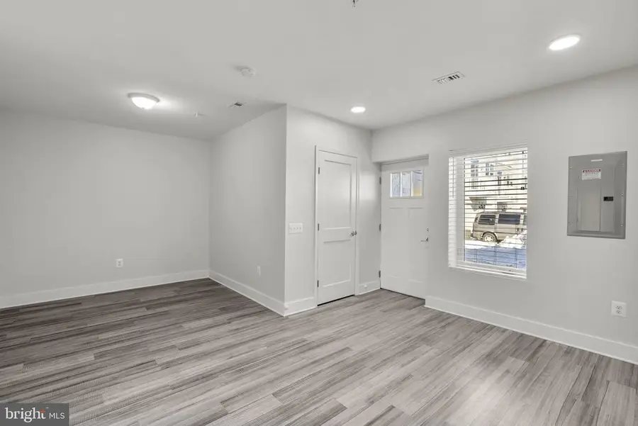 19520 Village Walk Dr #3-101, Montgomery Village, MD 20886 - #3