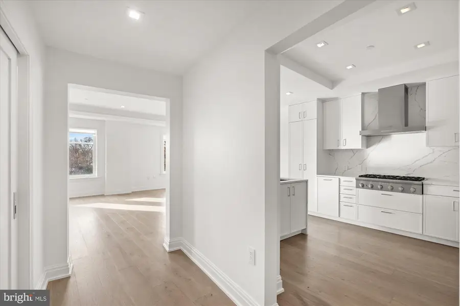 8551 Connecticut Ave #602, Chevy Chase, MD 20815 - #2