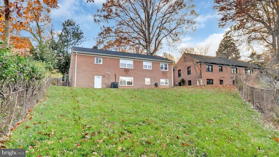 1409 Crestridge Dr, Silver Spring, MD 20910 - #2