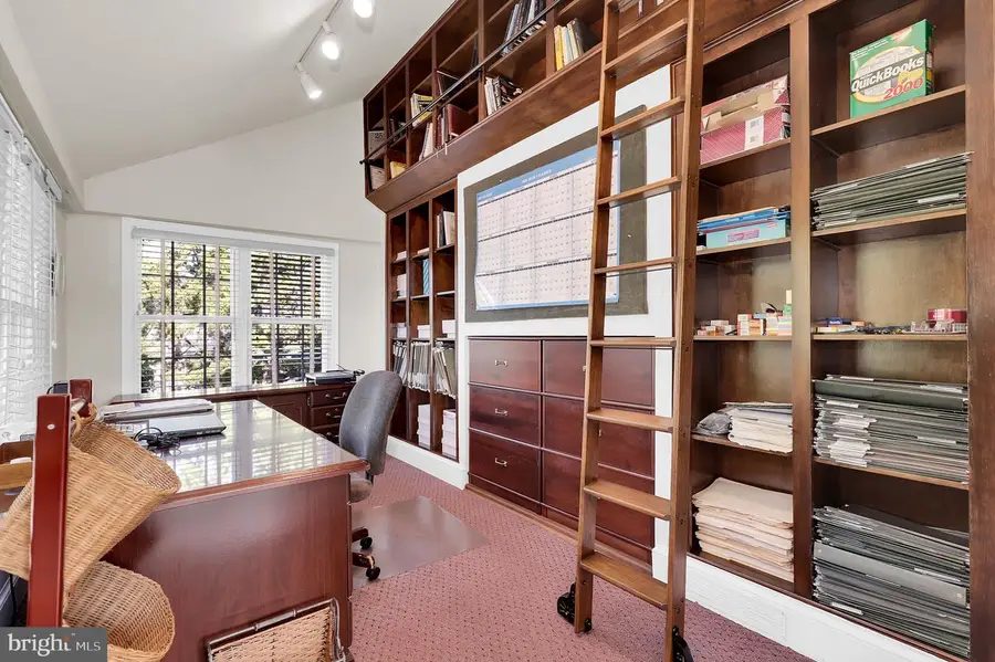 1 Montgomery Ave, Gaithersburg, MD 20877 - Image #3