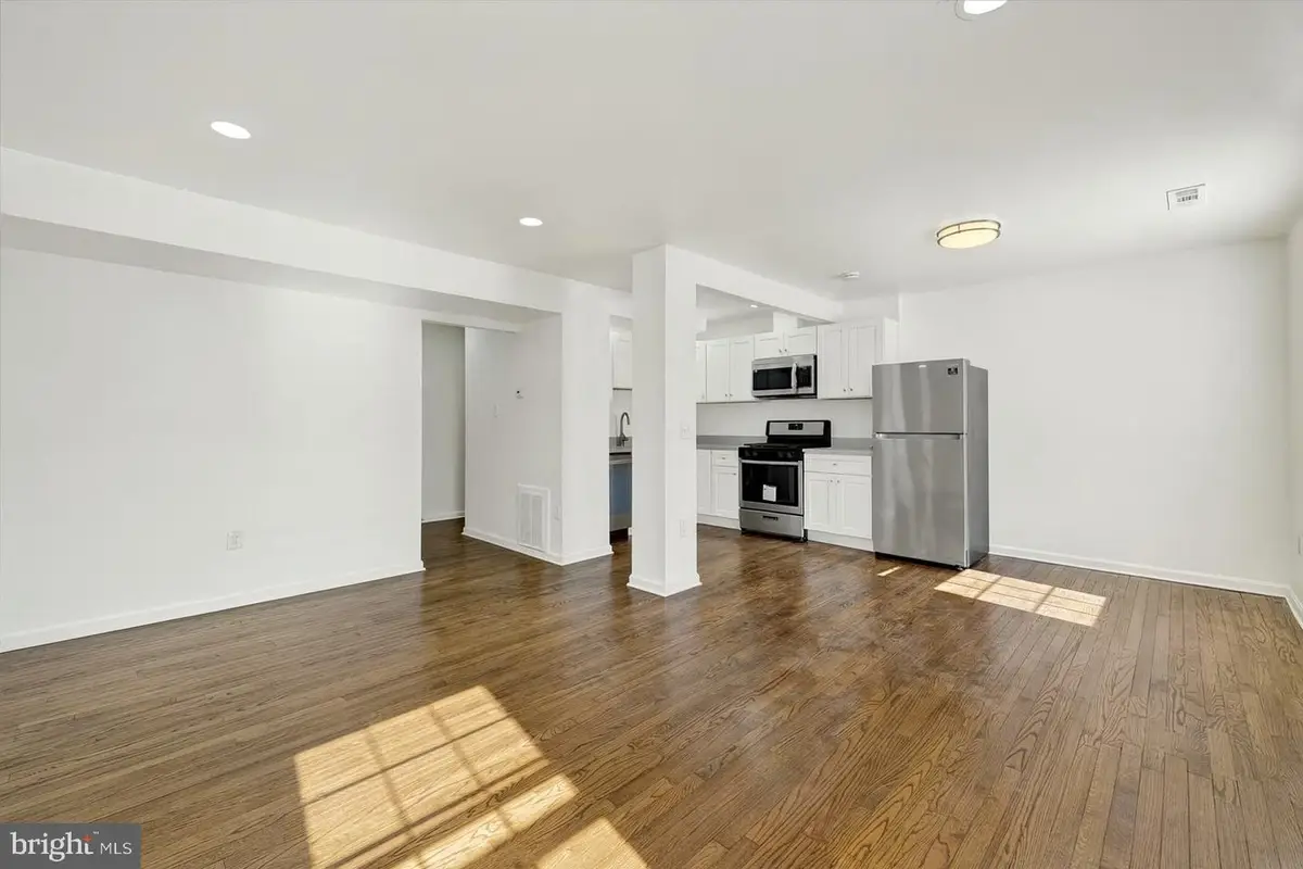 541 W Diamond Ave #22, Gaithersburg, MD 20877 - #1