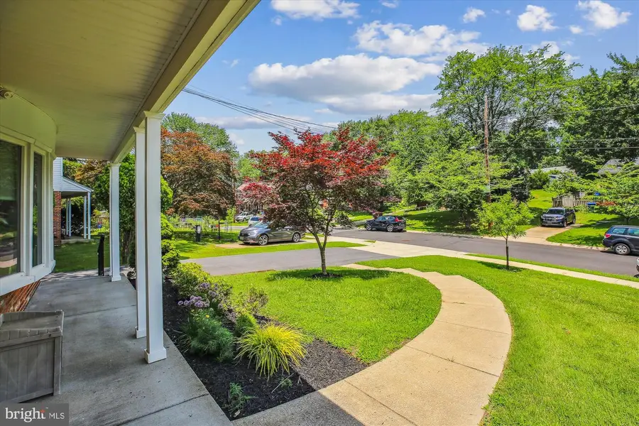 11715 Stonington Pl, Silver Spring, MD 20902 - #3