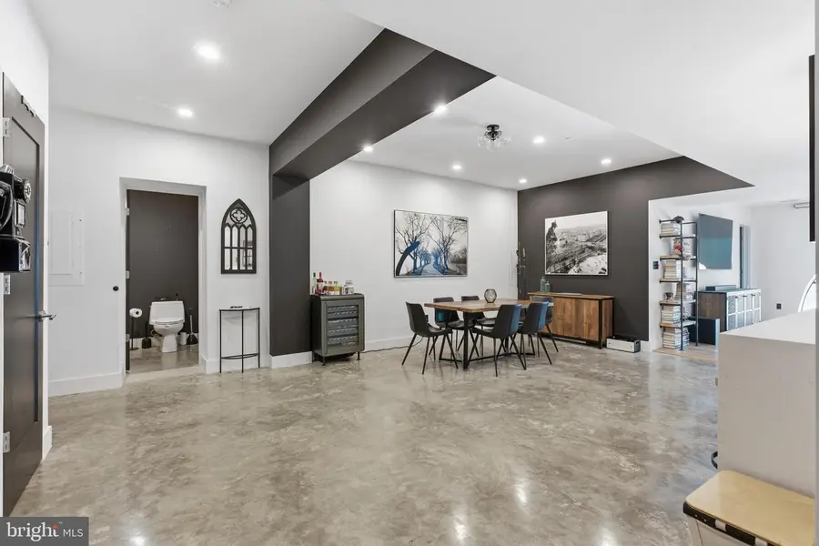 2701 Hume Dr #400, Silver Spring, MD 20910 - #2