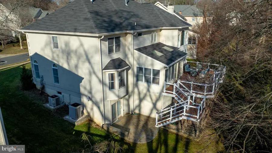 314 Alderwood Dr, Gaithersburg, MD 20878 - #2