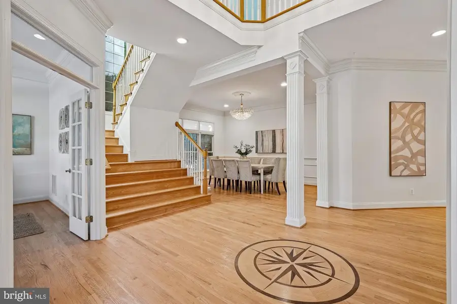 26 Sandalfoot Ct, Potomac, MD 20854 - #3