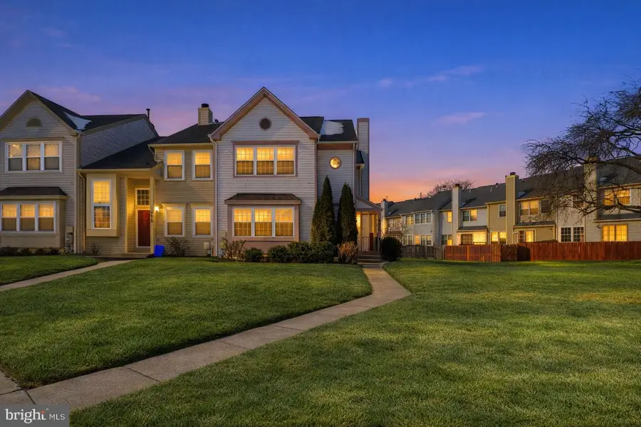 8417 Meadow Green Way, Gaithersburg, MD 20877 - #2