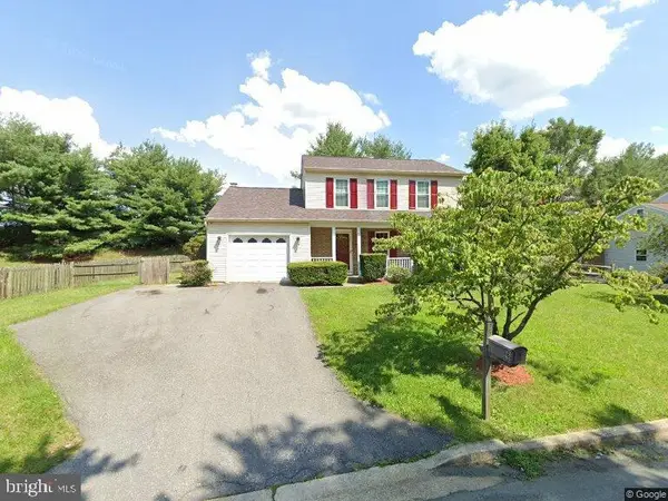 6 Blackburn Ct, BURTONSVILLE, MD 20866