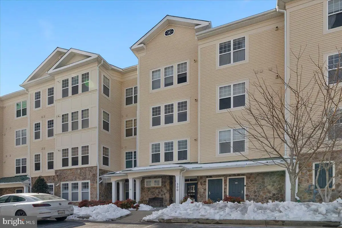 300 High Gables Dr #407, Gaithersburg, MD 20878 - #1