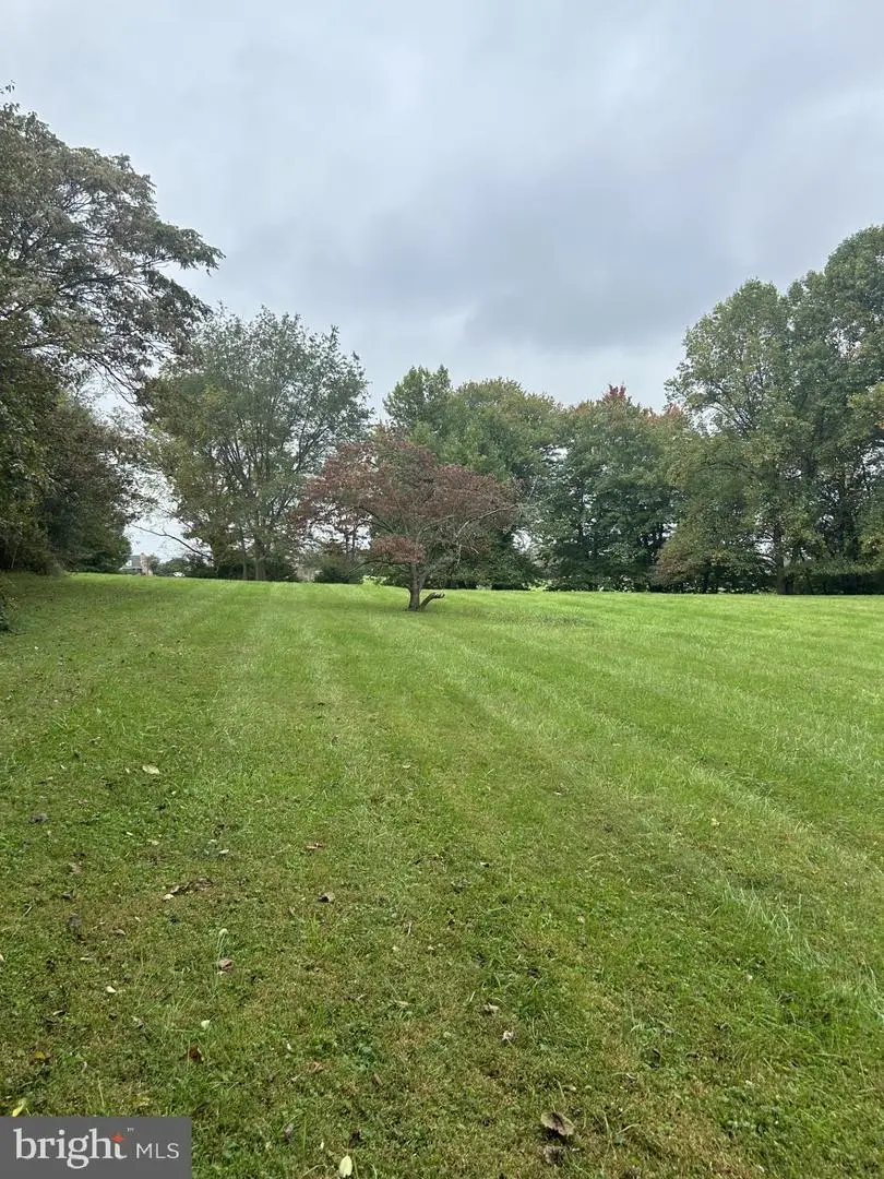 9805 Hawkins Creamery Rd, Damascus, MD 20872 - #1