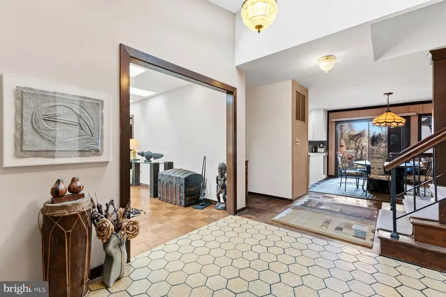 11001 Lockwood Dr, Silver Spring, MD 20901 - #3