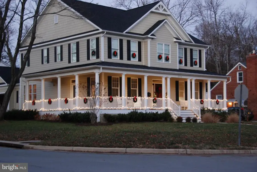 5715 Lone Oak Dr, Bethesda, MD 20814 - #2