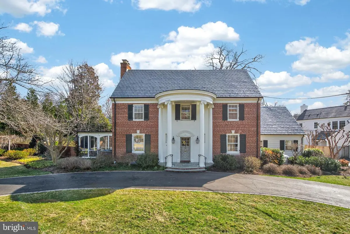 5208 Woodlawn Ave, Chevy Chase, MD 20815 - #1