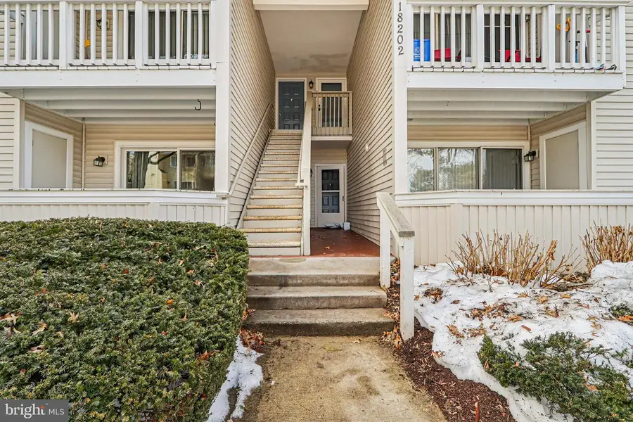 18202 Chalet Dr #apt 1, Germantown, MD 20874 - #2