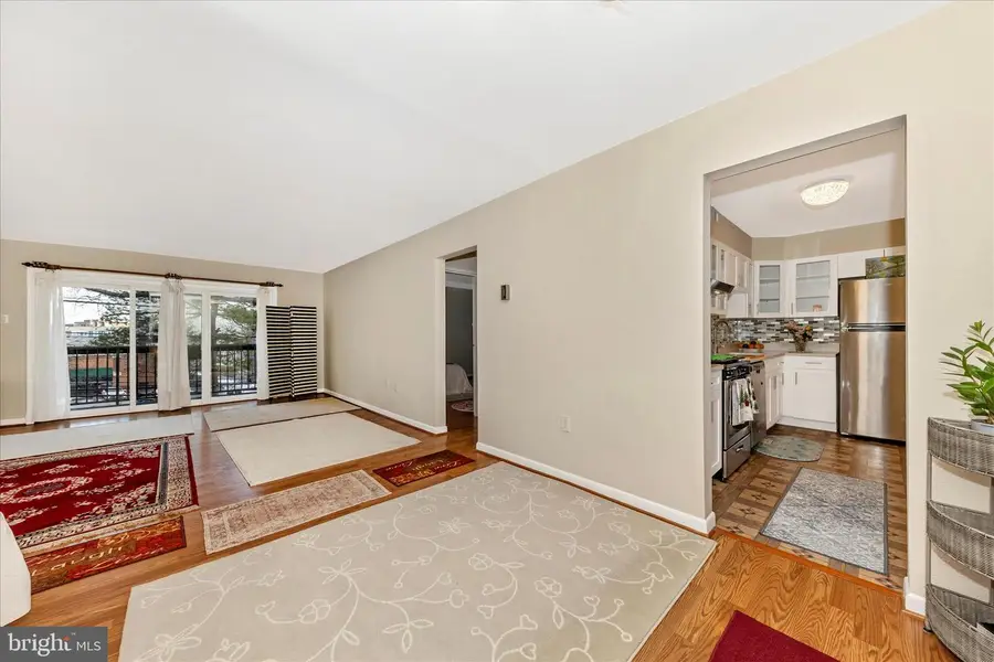 10320 Westlake Dr #301e, Bethesda, MD 20817 - #2