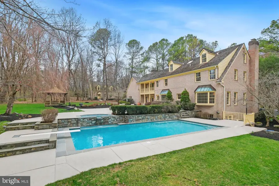 5900 Serenity Ln, Derwood, MD 20855 - #2