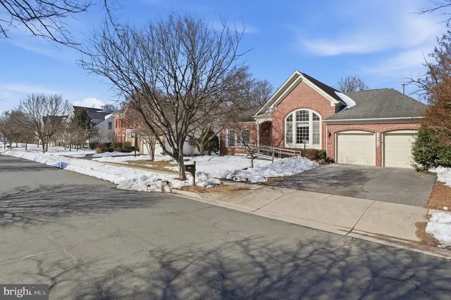 14018 Loblolly Ter, Rockville, MD 20850 - #2